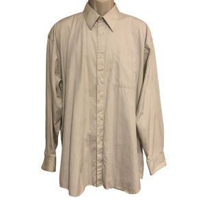 ⭐️ Bachrach Long Sleeve Button Up Men’s Dress Shirt ⭐️